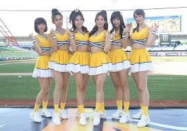 Taiwan launches world's only baseball season amid COVID-19 ...